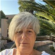 Sono una persona seria, e desiderosa di lavorare con i ragazzi